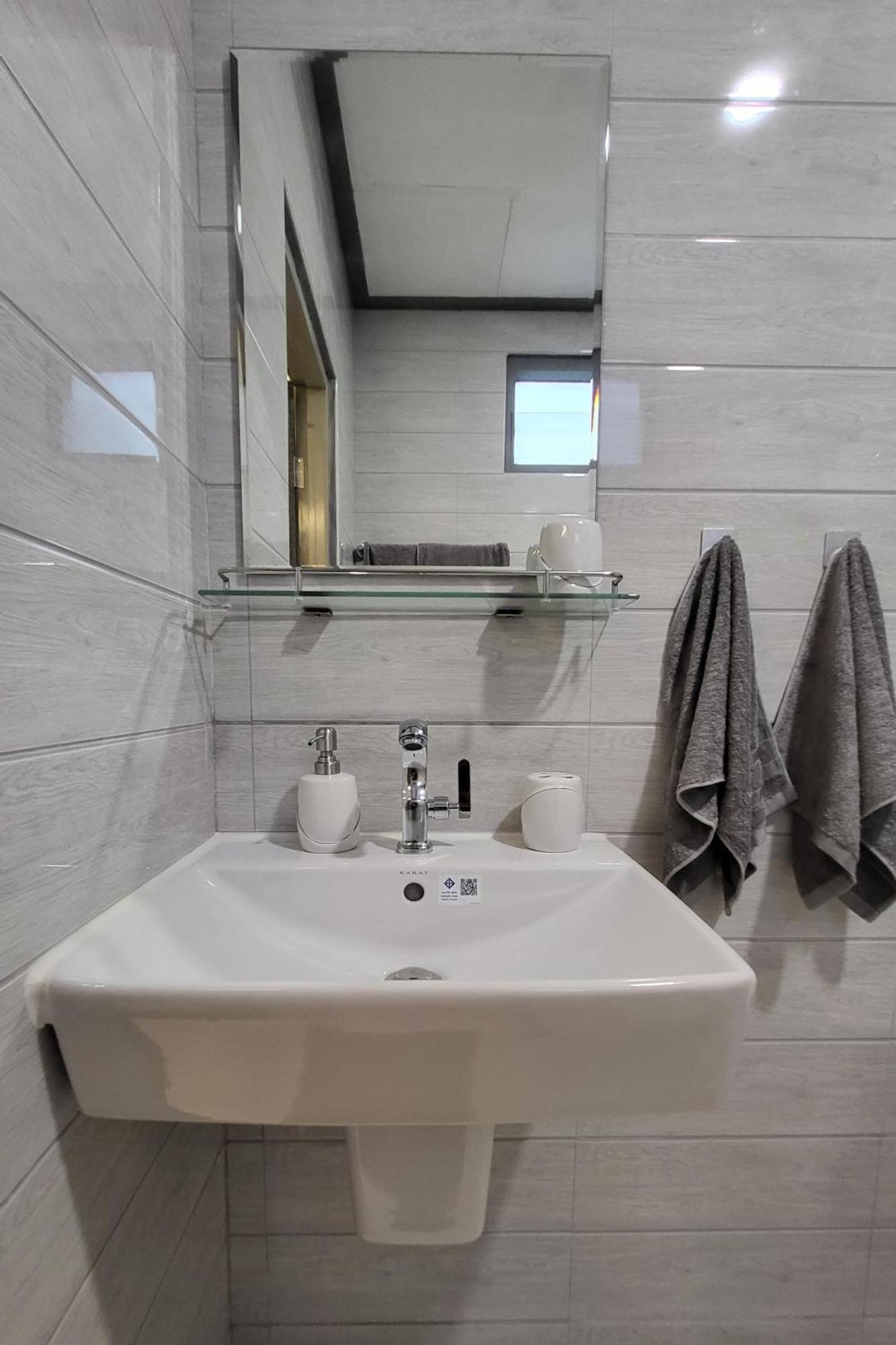 Moonway Apartment